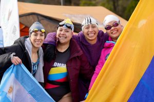 El Winter Swimming World Cup 2025 tuvo su primera jornada de competencia frente al Glaciar Perito Moreno
