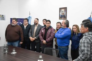 Verbes: “La firma de este Convenio Colectivo de Trabajo es un hecho histórico para Santa Cruz”