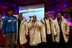 Se realizó el acto inaugural de la Winter Swimming World Cup en El Calafate