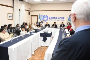 Álvarez: “Vamos a impulsar todas las actividades económicas rentables para Santa Cruz”