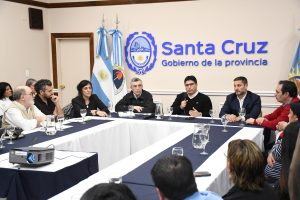 Álvarez: “Vamos a impulsar todas las actividades económicas rentables para Santa Cruz”