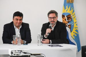 El Ministerio de Energía y Minería, FOMICRUZ y el Banco Santa Cruz se unen para fortalecer el desarrollo de emprendedores