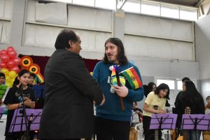 El Gobierno de Santa Cruz acompañó la fiesta cívica por el 200° Aniversario de la Independencia de Bolivia