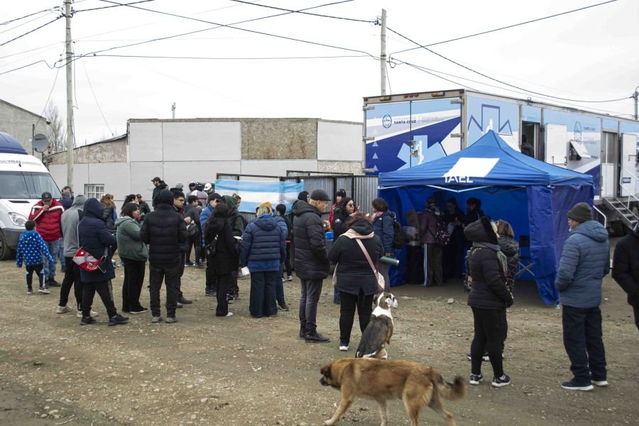 El Gobierno Provincial llevó a cabo Jornadas Intersectoriales en el Barrio Los Lolos de Río Gallegos