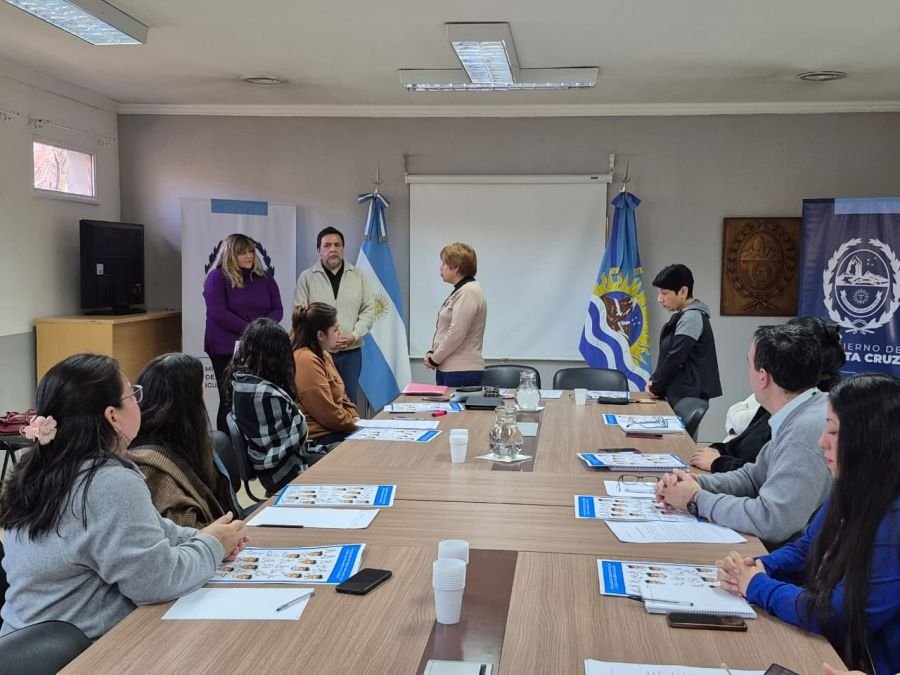 Comenzó un nuevo ciclo de capacitación en Lengua de Señas para el personal de Desarrollo Social