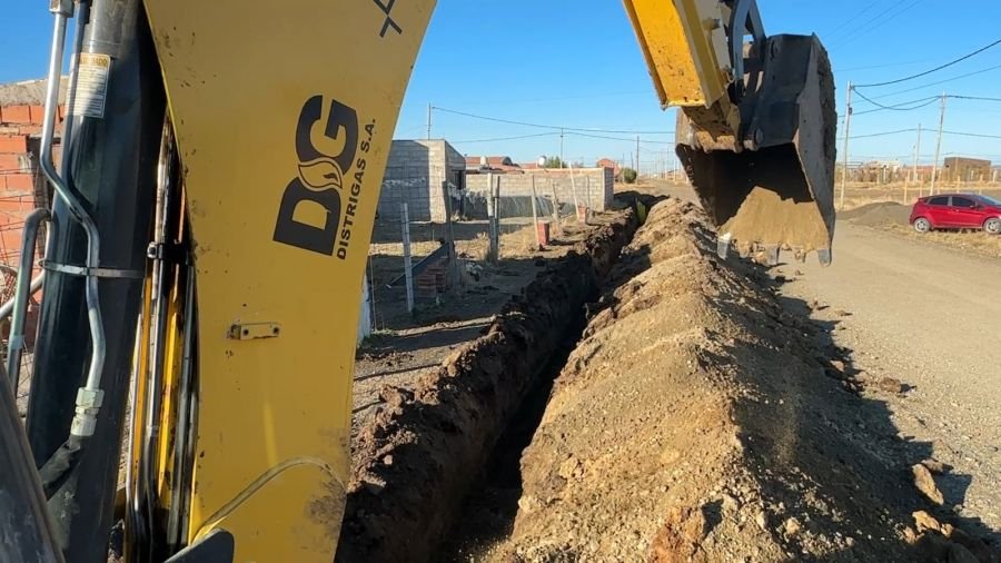 Distrigas amplía las redes de gas en toda la provincia y pone en marcha la construcción de una nueva planta en Río Gallegos