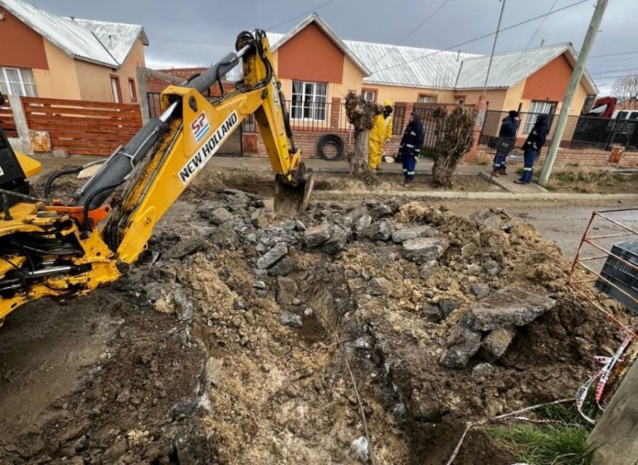 Servicios Públicos mejora el servicio de agua y saneamiento en distintas localidades de la provincia