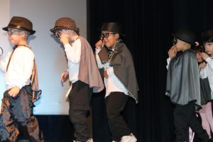 Más de 770 estudiantes de Jardines de Infantes brillaron en la 21° Edición del “Movi Musi”