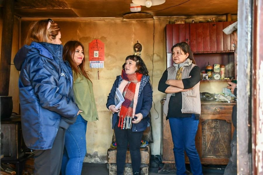 Desarrollo Social atendió demandas en la zona centro de Santa Cruz