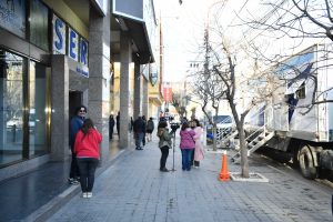 Jornadas intersectoriales en Río Gallegos: el Estado Provincial acerca trámites, salud y asesoramiento a los vecinos