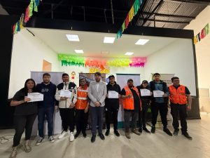 Reconocimiento a la formación: Puerto Deseado celebra el impacto de la capacitación en maquinaria pesada