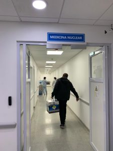 Concretaron operativo aéreo para el traslado de reactivos y medicamentos a la provincia