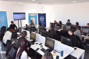 Capacitan a personal de recursos humanos para la certificación de servicios a través de la plataforma GDE