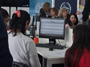 Capacitan a personal de recursos humanos para la certificación de servicios a través de la plataforma GDE