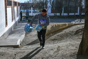 Seguridad alimentaria: Desarrollo Social entregó equipamiento e insumos de cocina a comedores