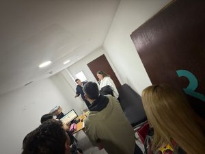 El gobernador Vidal llegó de sorpresa y recorrió el Hospital Regional Río Gallegos