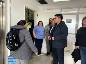 El gobernador Vidal llegó de sorpresa y recorrió el Hospital Regional Río Gallegos