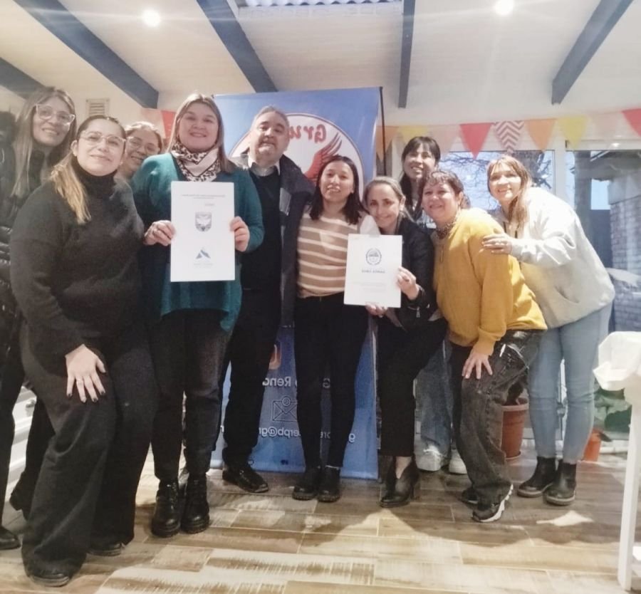 El ministro Nicolás Brizuela se reunió con la ONG Renacer en Piedra Buena