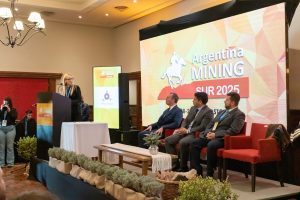 Claudio Vidal: “Es hora de cambiar y lo podemos hacer entre todos”