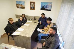 Jóvenes de 28 de Noviembre se benefician de un Acuerdo para realizar prácticas profesionales en el ámbito Energético