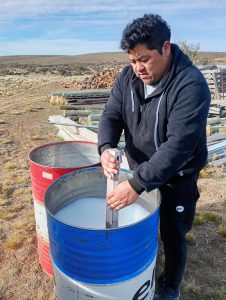 Productores de Santa Cruz implementan medidas de prevención contra la sarna ovina durante la zafra de esquila 2024/2025