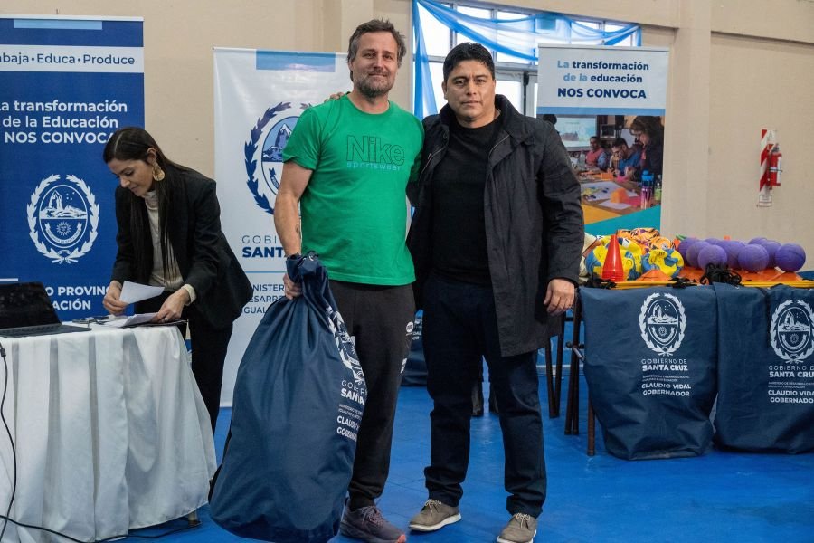 El Calafate: Claudio Vidal presentó el Programa Provincial EduActiva