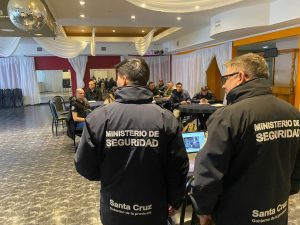 Seguridad impulsa formación en inglés para fortalecer la comunicación con visitantes extranjeros