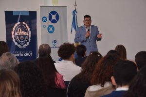 Lotería de Santa Cruz concluyó con éxito las jornadas de prevención sobre apuestas online