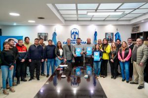 Se firmó el contrato para finalizar el Cuartel de Bomberos División N°28 en Caleta Olivia