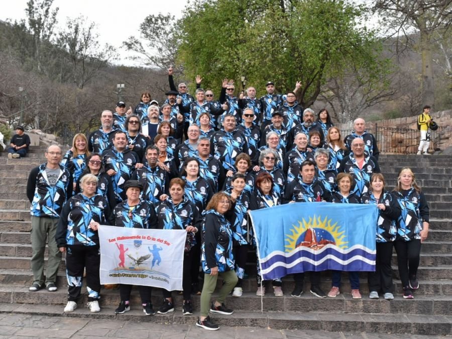 Santa Cruz participó en la inauguración de los Juegos Evita de Adultos Mayores en Salta