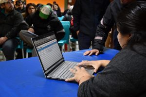 Distrigas llevó la capacitación en Maquinaria Pesada a Los Antiguos con gran respuesta de los vecinos