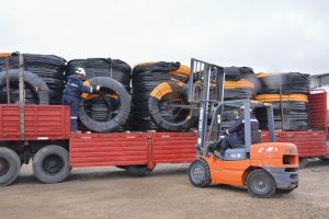 Distrigas recibió el primer cargamento de caños para toda Santa Cruz