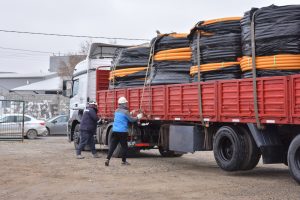 Distrigas recibió el primer cargamento de caños para toda Santa Cruz