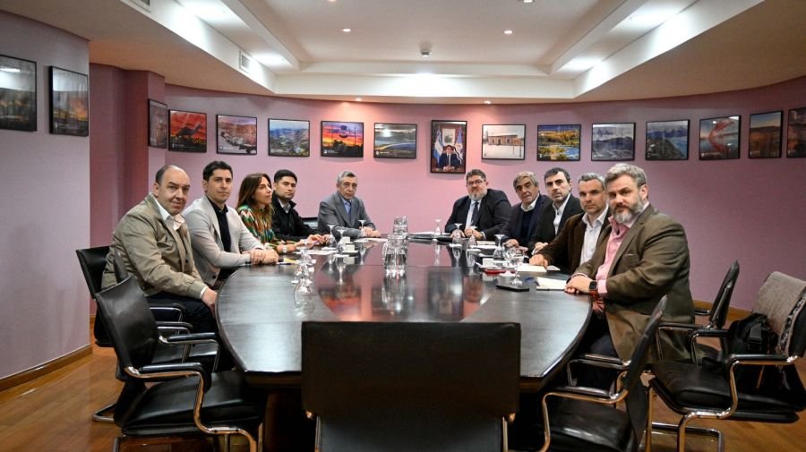 El Gobierno Provincial y empresas mineras coordinan acciones para potenciar el trabajo local