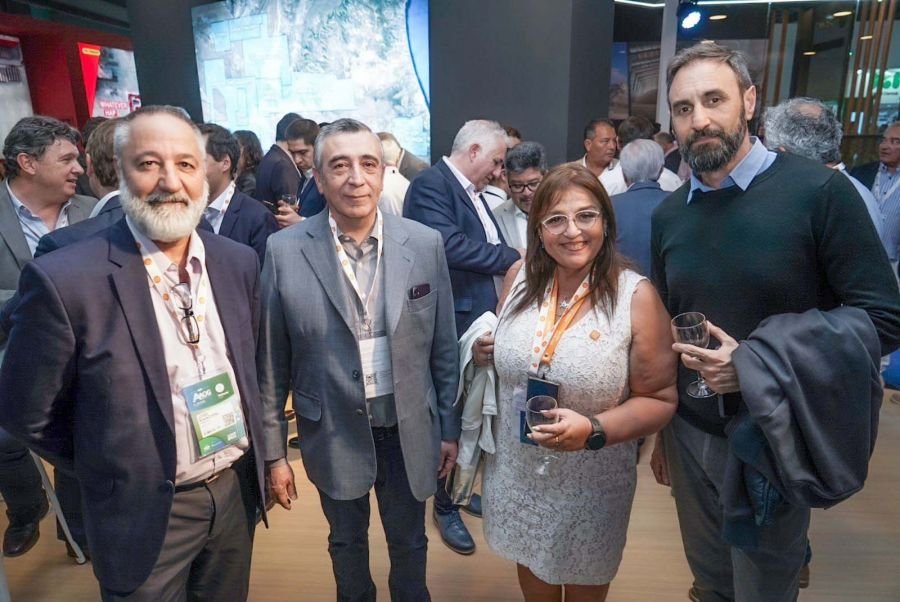 Álvarez: "Santa Cruz necesita planes de inversión claros, compromisos ambientales y mano de obra local"