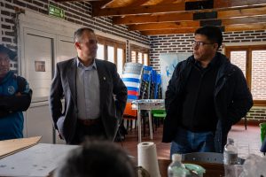 El Gobernador junto al jefe de Gabinete visitaron la Planta Estable de Lago Roca