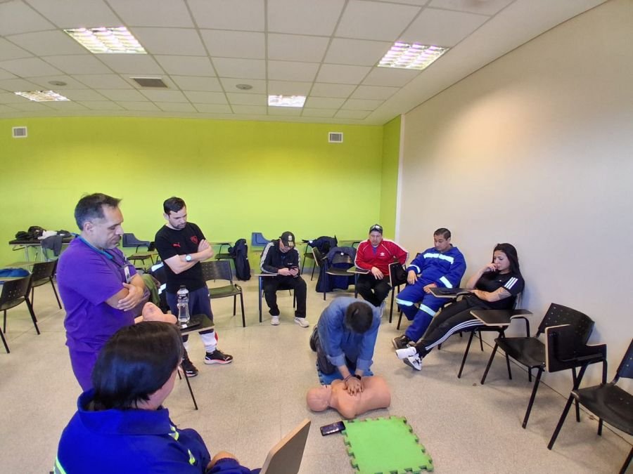 Servicios Públicos capacita a su personal y fortalece la formación técnica y profesional