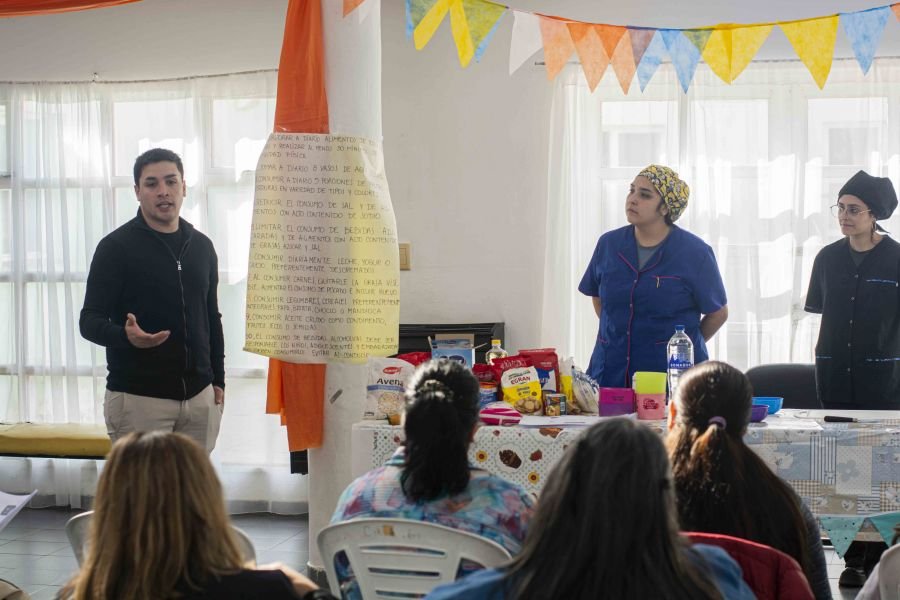 Desarrollo Social impulsa políticas de seguridad alimentaria con el inicio del taller Manos a la olla