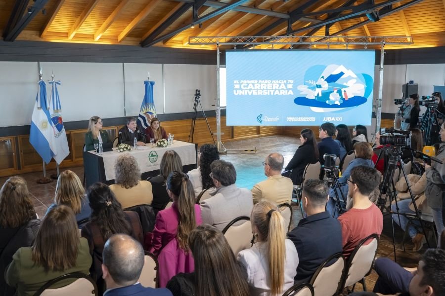 Leguizamón: “La educación es la única forma para construir futuro”