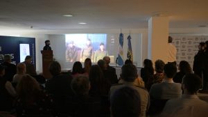 Se presentó el libro “Pidiendo Pista” y se reconoció a los veteranos de Guerra de Malvinas