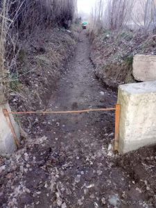 Avanzan las obras de limpieza y ampliación de canales en Perito Moreno con mano de obra local