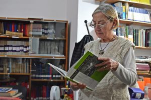 Donde el paisaje guarda memoria: Patricia Campán y la arqueología como acto de amor al sur