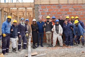 Álvarez recorrió la obra del edificio de la Asociación Independiente de Fútbol de los Barrios