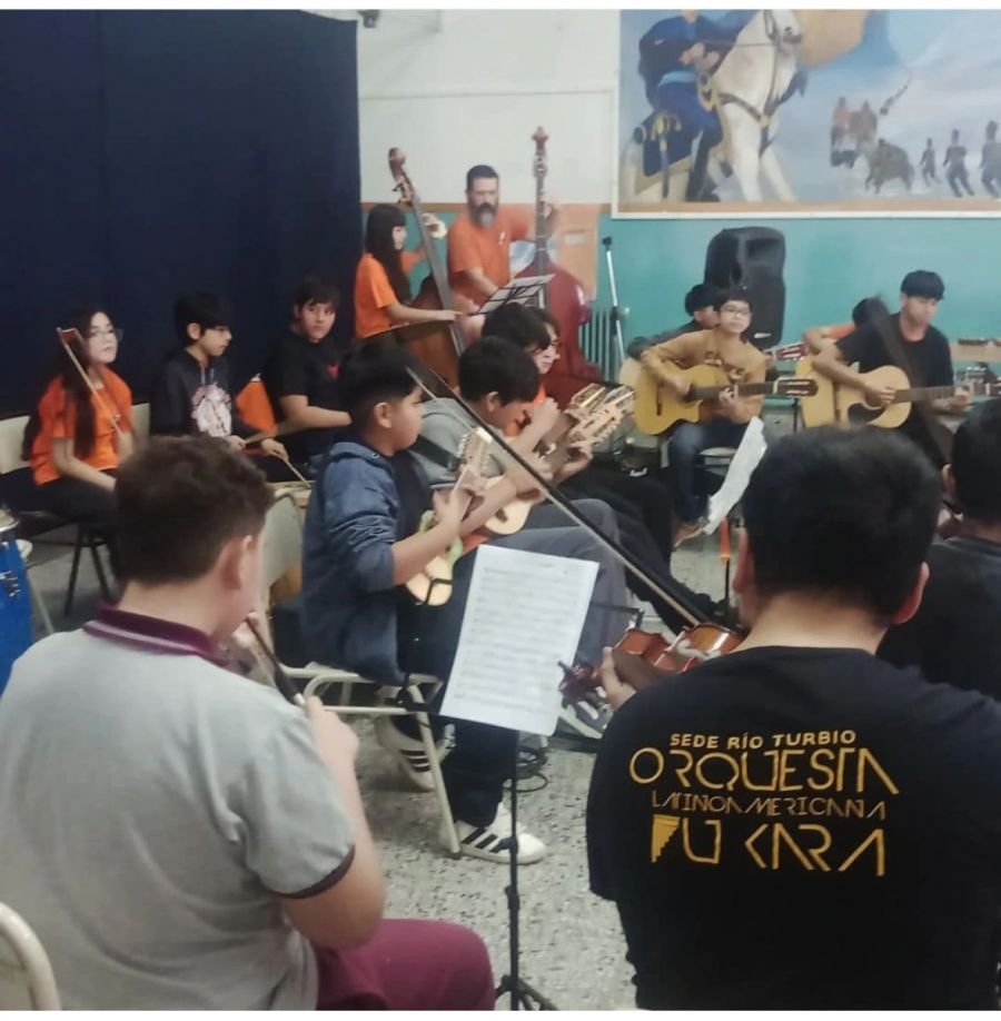 La presidencia del CPE convocó a reunión de padres para que la Orquesta pueda viajar