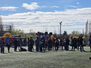 El Gobierno Provincial participó en la Fiesta de la Primavera Amarilla de Caleta Olivia