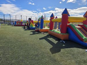 El Gobierno Provincial participó en la Fiesta de la Primavera Amarilla de Caleta Olivia