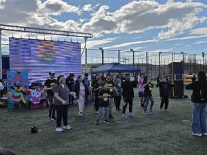 El Gobierno Provincial participó en la Fiesta de la Primavera Amarilla de Caleta Olivia