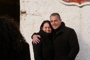 Daniel Álvarez acompañó el inicio de obra de césped sintético en el Club Deseado Juniors