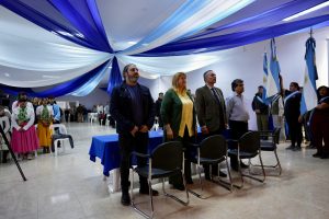 El Gobierno Provincial inauguró playones deportivos y entregó aportes a instituciones educativas en Jaramillo y Fitz Roy
