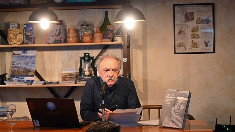 Osvaldo Mondelo presentó su libro “MULATO” en Buenos Aires